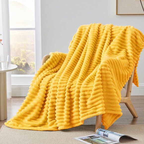 Super Soft Fall Throw Blanket Orange 50"x60" - Picture 1 of 6